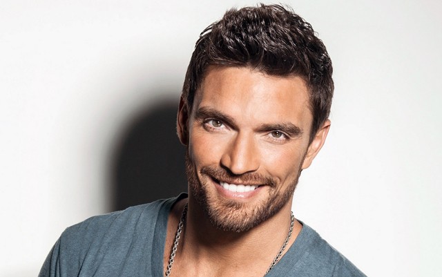 Viaja a México Julián Gil para ver a su hijo una hora