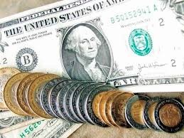 Cierra el peso por debajo de 19 unidades respecto al dólar