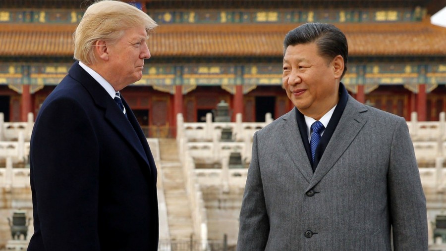 Trump ordena aplicar aranceles a más productos chinos por 200 mil mdd