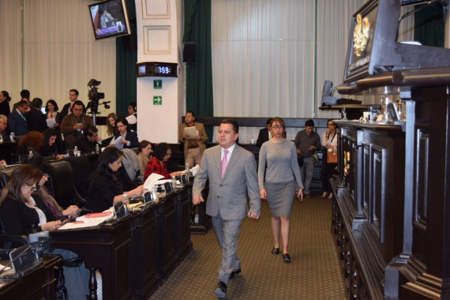 Notables y constituyentes defenderán la Constitución de la CDMX