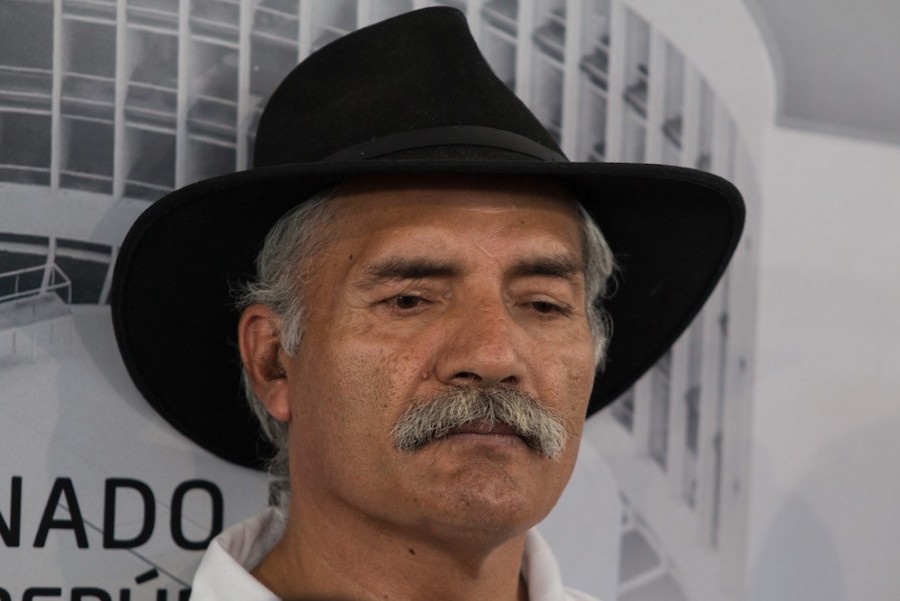 Piden legisladoras renuncia de Mireles tras llamar pirujas a derechohabientes del ISSSTE