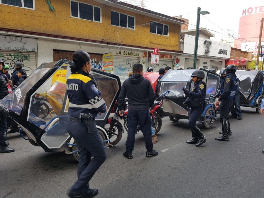 Inician operativos contra mototaxis en la zona oriente de la CDMX