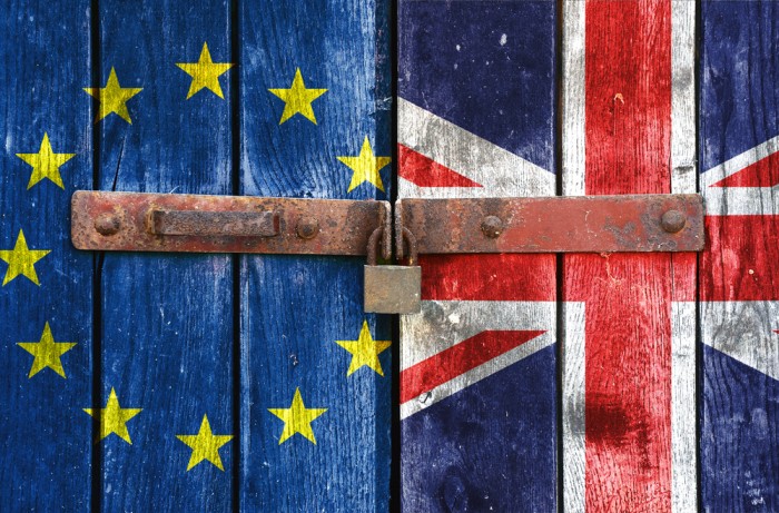 Piden reactivar el Brexit en Europa