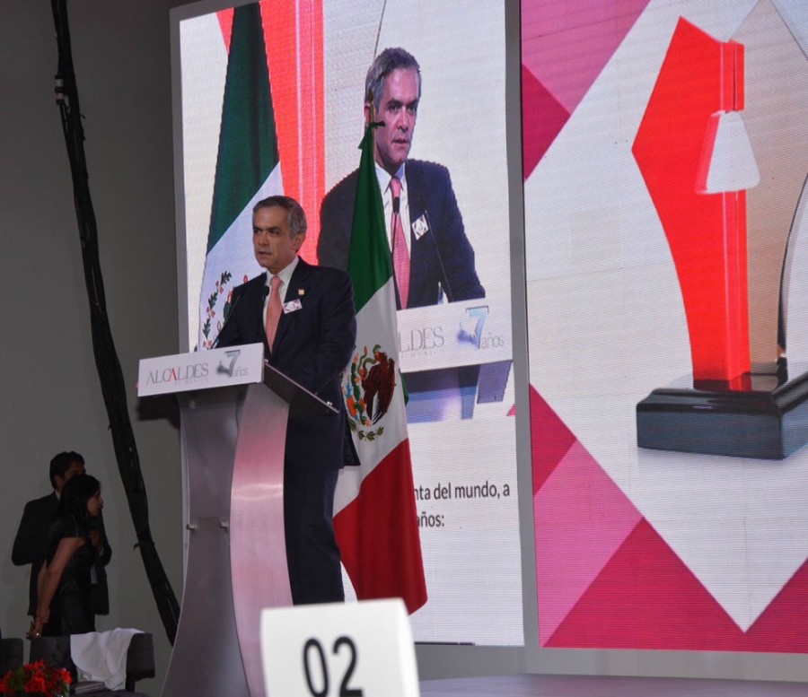 Reconocen a la CdMx por gestiÃ³n de negocios