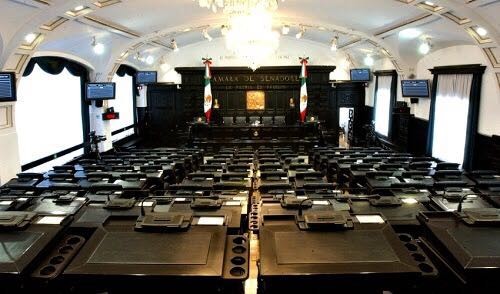 Designa Peña a sus constituyentes