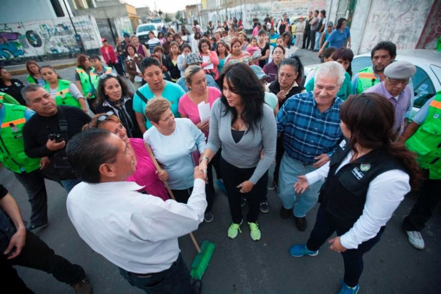 Iztapalapa consolida acciones para abatir rezagos