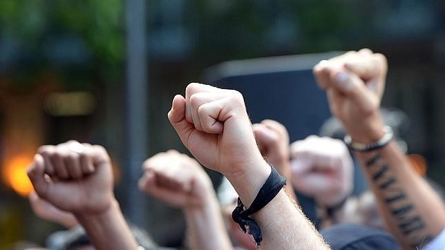 Capitalinos guardan 3 minutos de silencio en homenaje a las víctimas del 19:S