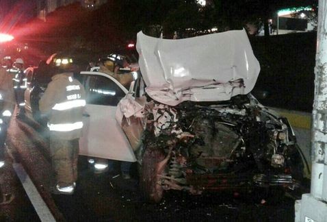Tres lesionados tras choque en México-Toluca