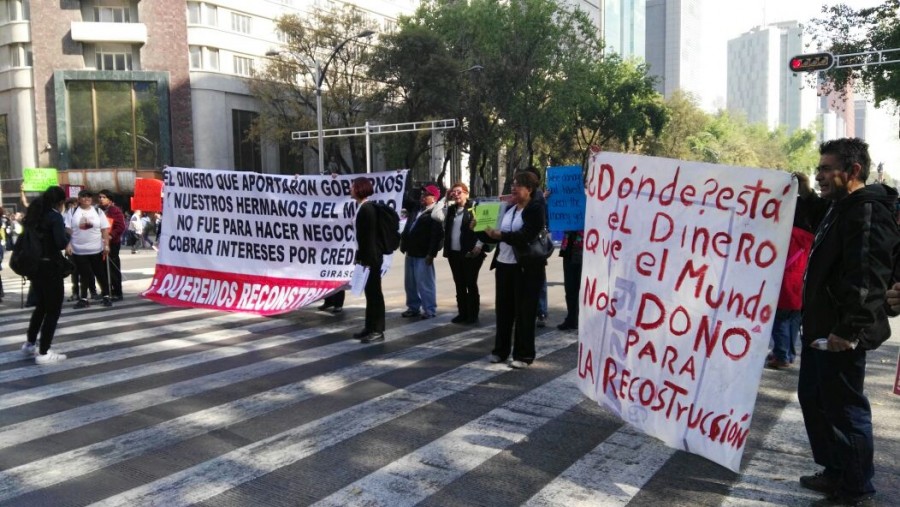 Acusan damnificados del Multifamiliar Tlalpan condicionamiento de apoyos de la Sedeso CDMX