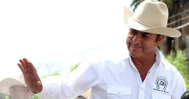 El Bronco pide licencia al Congreso de NL para ausentarse de su cargo como gobernador