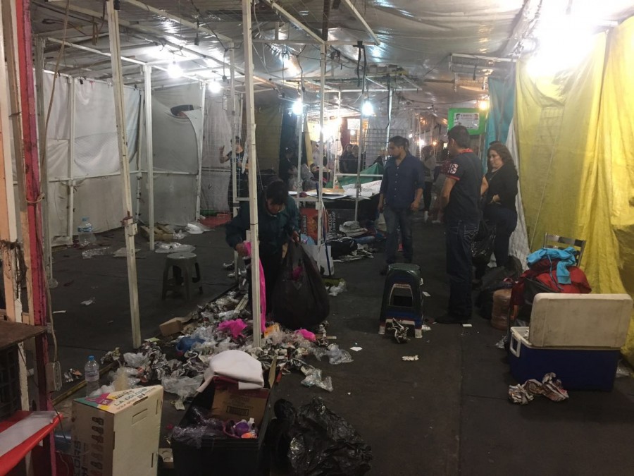 Retiran ambulantes de San Cosme