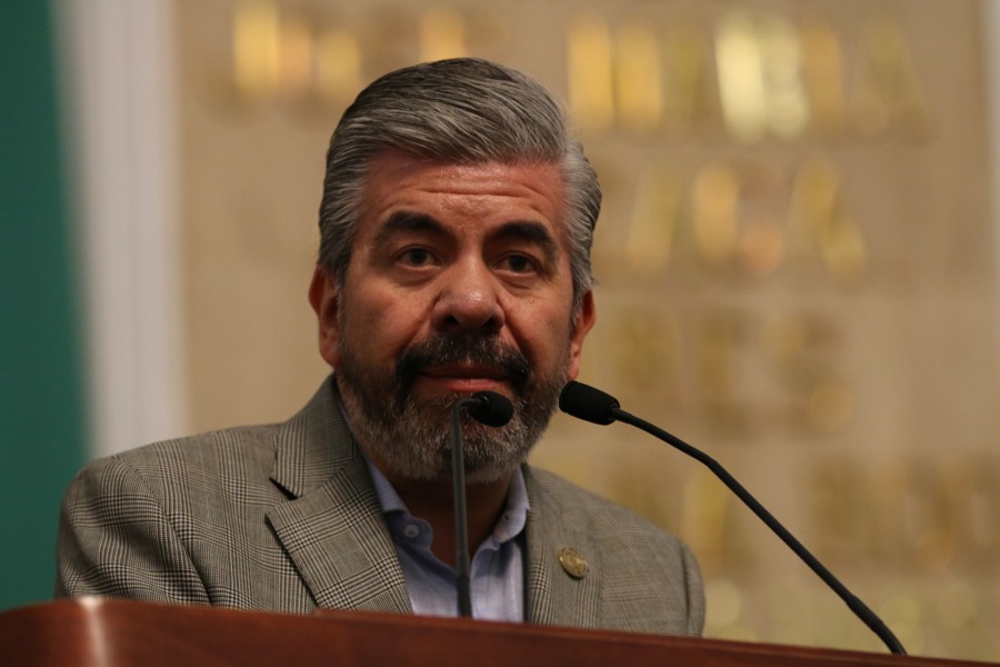 Denuncia RaÃºl Flores a AntuÃ±ano ante PGR