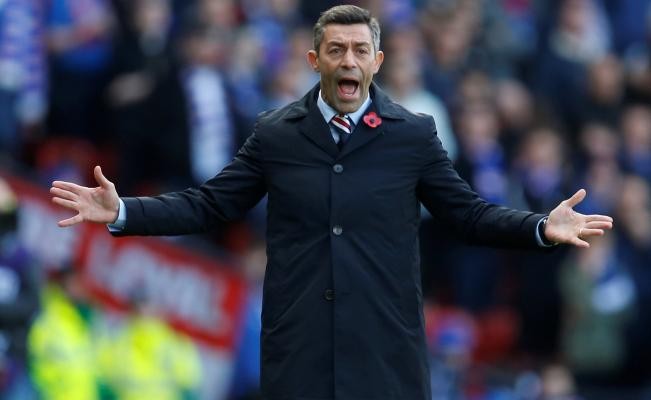 Glasgow Rangers despiden a Pedro Caixinha