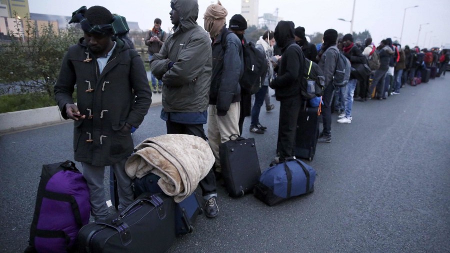 Evacuan la Jungla de Calais
