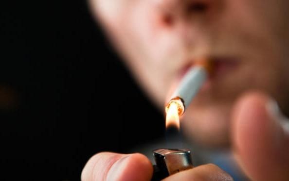 Tabaco no sólo mata a gente, también al medio ambiente, afirma la OMS