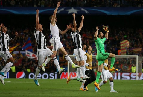 Elimina Juventus a Barcelona de la Champions