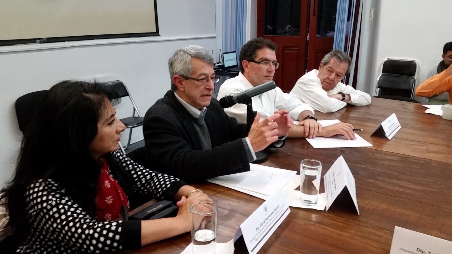 Dialogan diputados constituyentes sobre combate a la corrupción