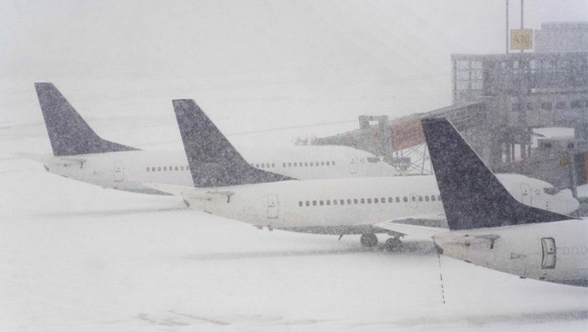 Cancelan 6 mil vuelos en Estados Unidos por Tormenta Invernal