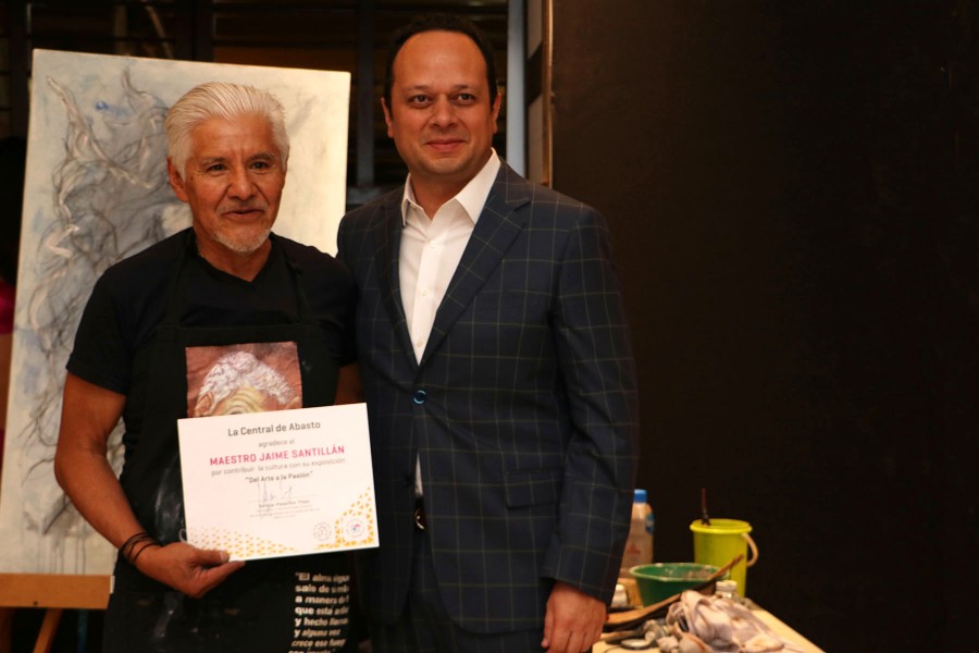 Exponen en la Central de Abasto la serie del Arte a la Pasión