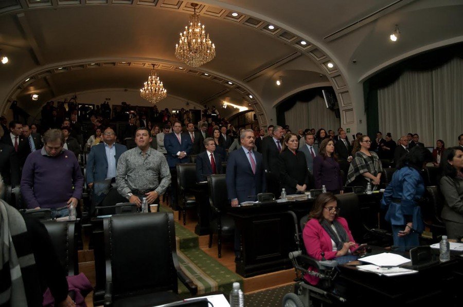 Fracasa intento de aprobar el voto a los 16 años en la CDMX. Regresan el tema a comisiones