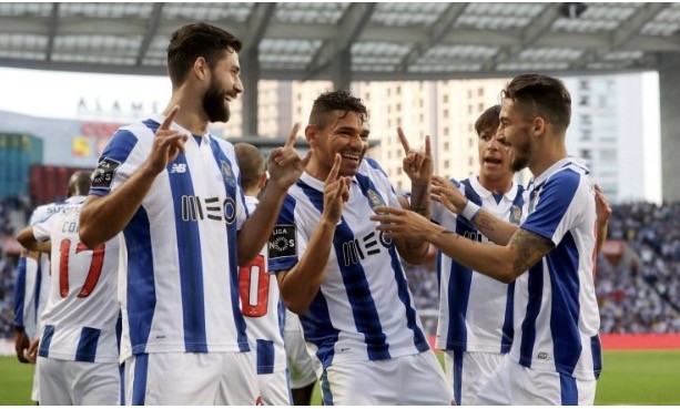 Corona y Herrera jugaron en la victoria del Porto