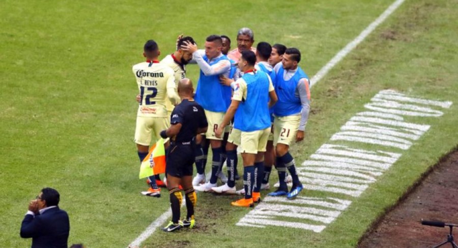 Pumas decepciona en el Azteca