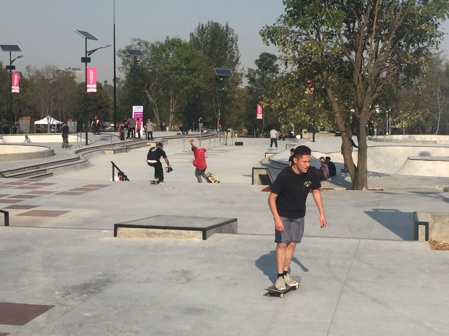Inauguran parque de los Constituyentes en Chapultepec y pista de skate boarding