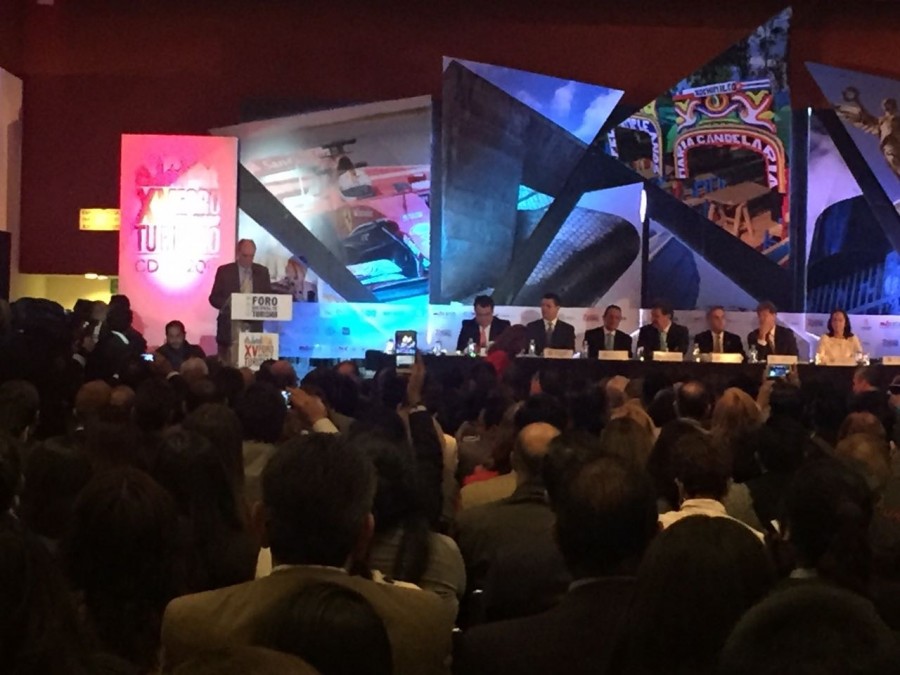 Inaugura Mancera Foro Nacional de Turismo