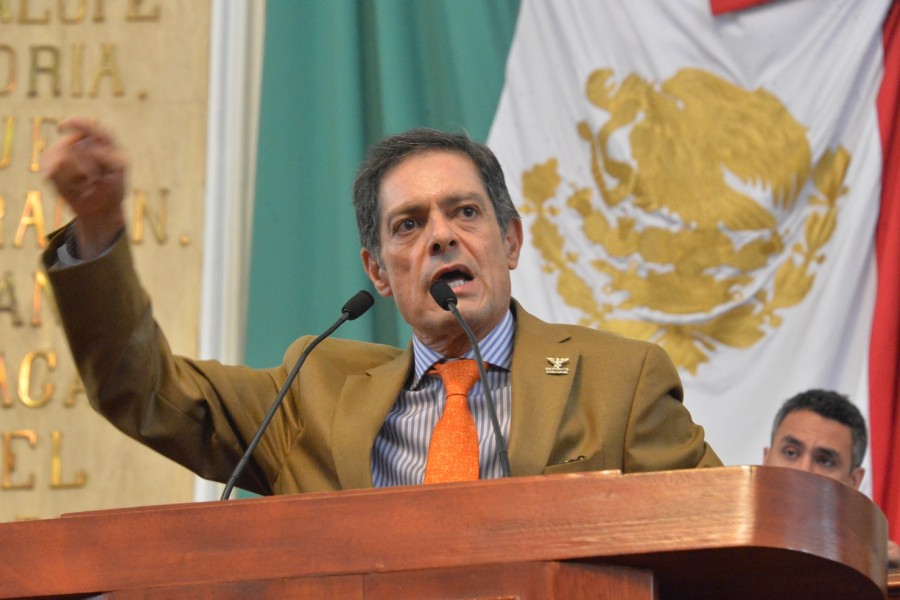 Exigen renuncia de Alfredo Castillo tras escÃ¡ndalos en RÃ­o 2016