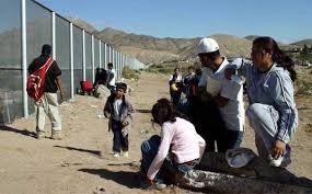 Al menos 680 migrantes detenidos en redadas en los EEUU en una semana