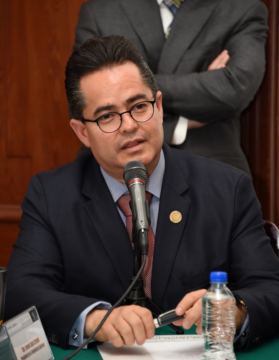 Analizan crisis de tianguis sobre ruedas de la CdMx