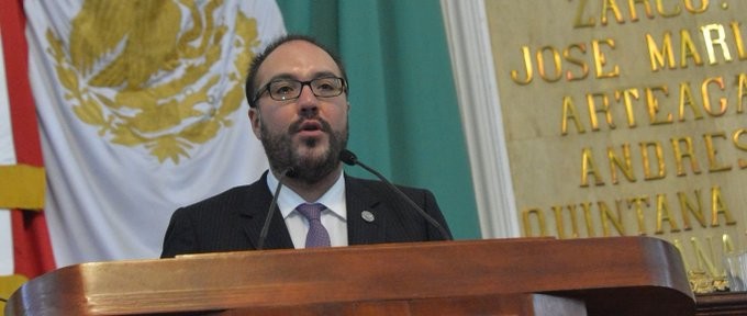 Militantes de Morena piden a Raúl Morón deslindarse de Toledo