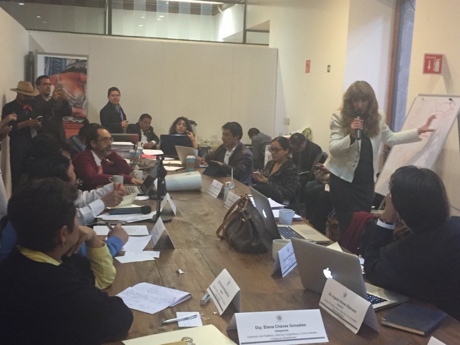 Debaten metodología de consulta para pueblos originarios y comunidades indígenas en Asamblea Constituyente
