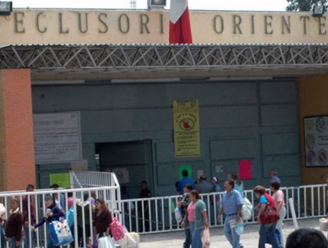 Caen dos por robo agravado en Cuajimalpa