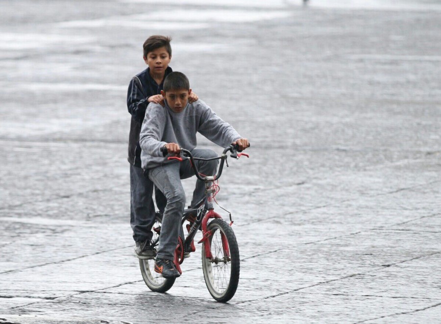 Llueve en la Ciudad de México, 13 delegaciones se ven afectadas