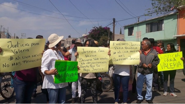 Marchan por tercer día consecutivo en Neza; ingresan a penal a presunto feminicida de Valeria