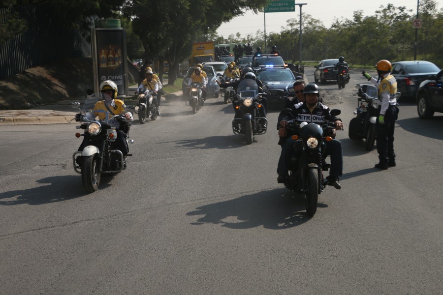 Realiza Semovi operativo contra taxis piratas