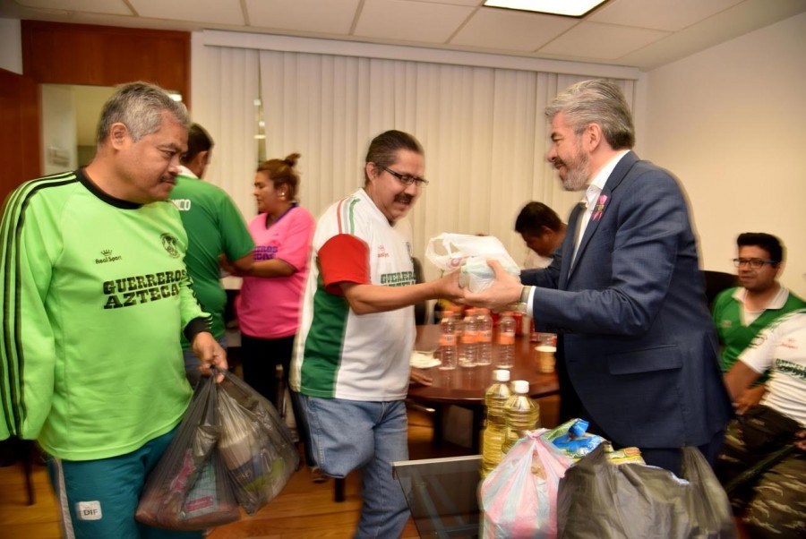 Raúl Flores del PRD llama a recolectar víveres para damnificados de Haití
