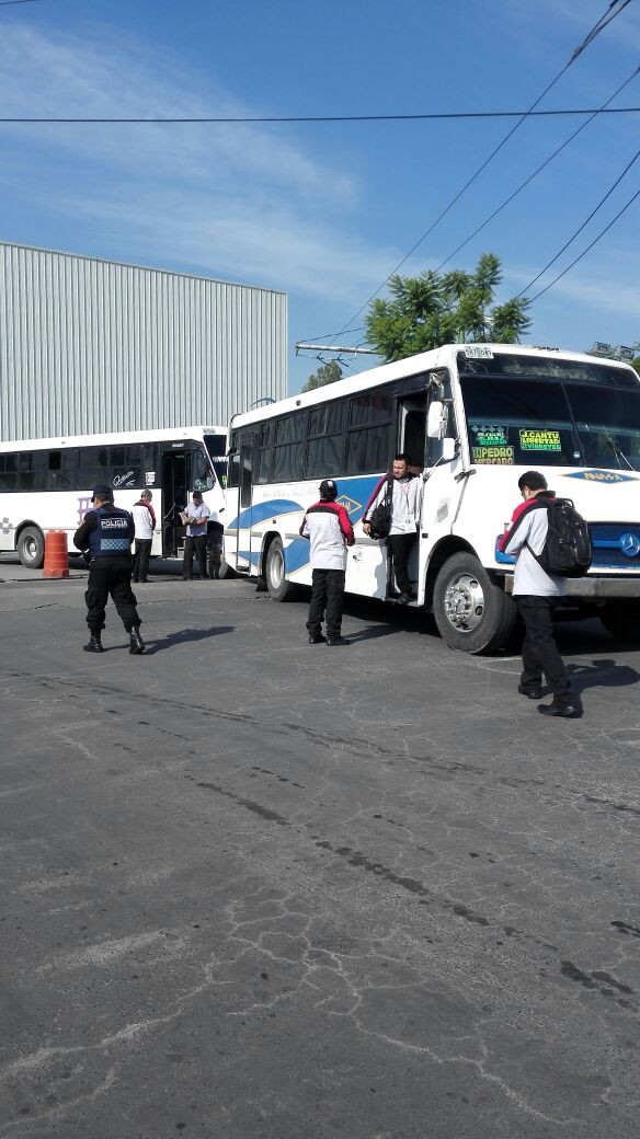 Remite Semovi a 17 unidades de transporte colectivo