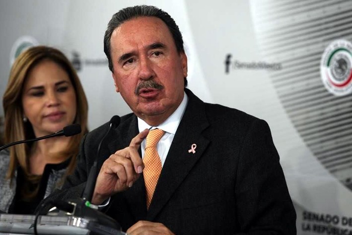 Sí jugué golf con el presidente pero después de haber trabajado: Gamboa