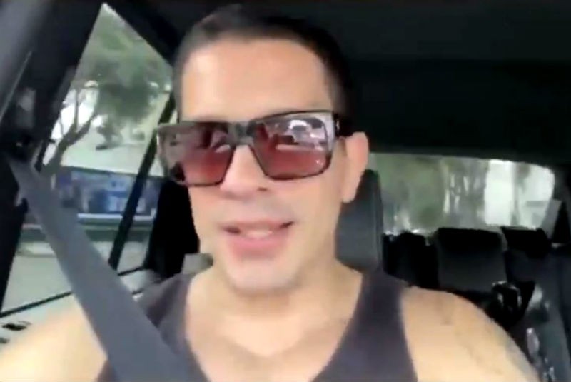 El cantante Yahir es asaltado en la Del Valle