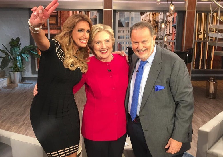 Celebra Hillary su cumpleaños con mariachi