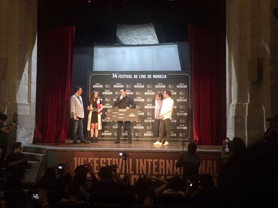 Recibe DemiÃ¡n Bichir el Premio Cuervo en el FICM 2016