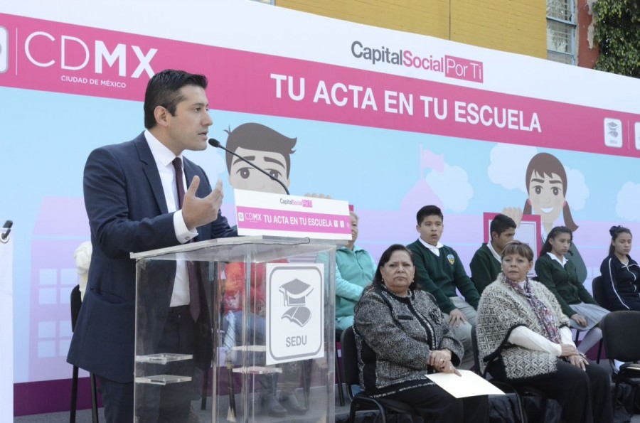 CDMX lanza programa para ofrecer actas de nacimiento gratuitas a estudiantes