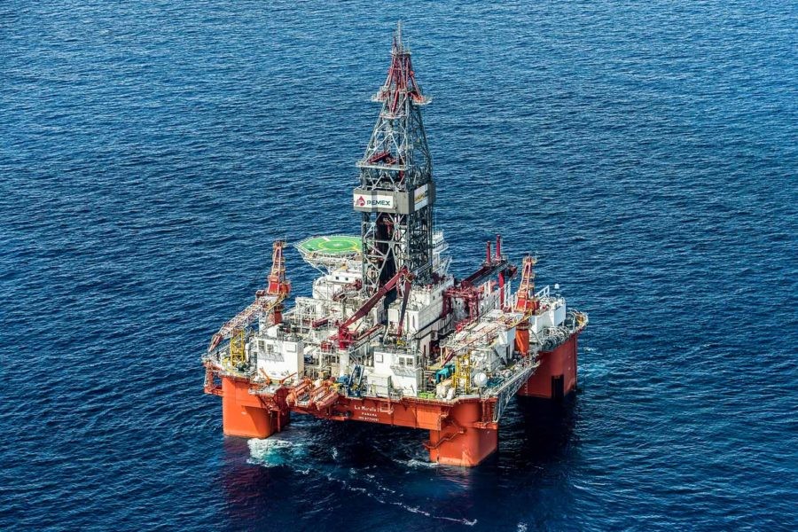Anuncia AMLO gira por campos y plataformas petroleras