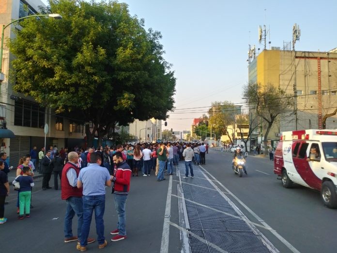 Van 59 replicas después del sismo de magnitud 7.2