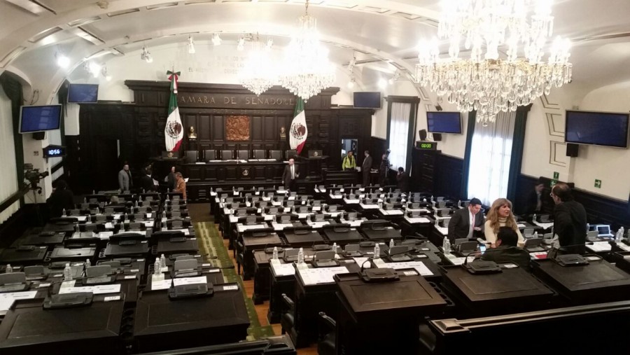 Con dos horas de retraso y 72 asistentes inició la sesión de la Asamblea Constituyente