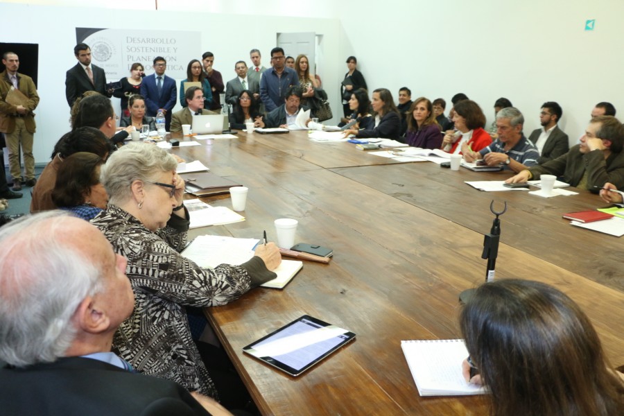 Reciben propuestas ciudadanas en Asamblea Constituyente