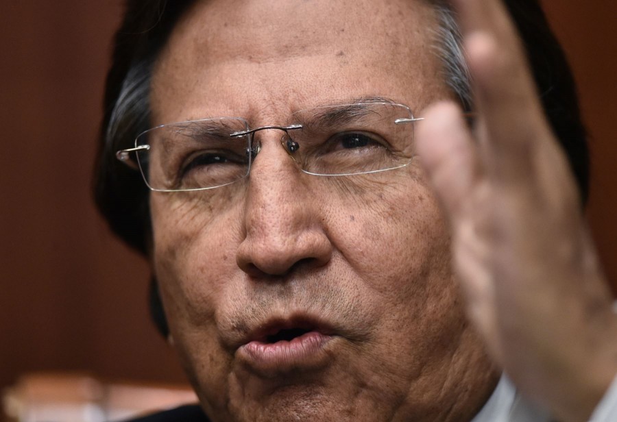 Detienen a ex presidente de Perú por caso Odebrecht