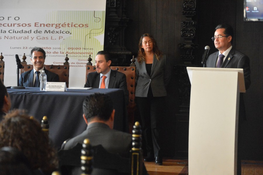 Buscan fortalecer marco jurídico de distribución de Gas